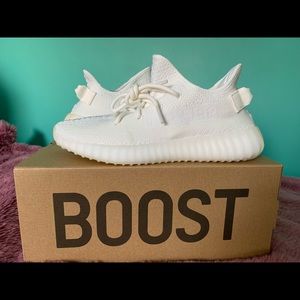 Yeezy Boost 350 V2 Triple White